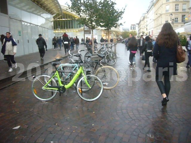 【PARIS】 les velos en libre-serviceレンタル自転車1