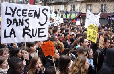 Lycéen passe ton bac avant de penser à ta retraite !