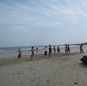 Danse africaine à la plage le 4 juillet à lampaul-plouarzel