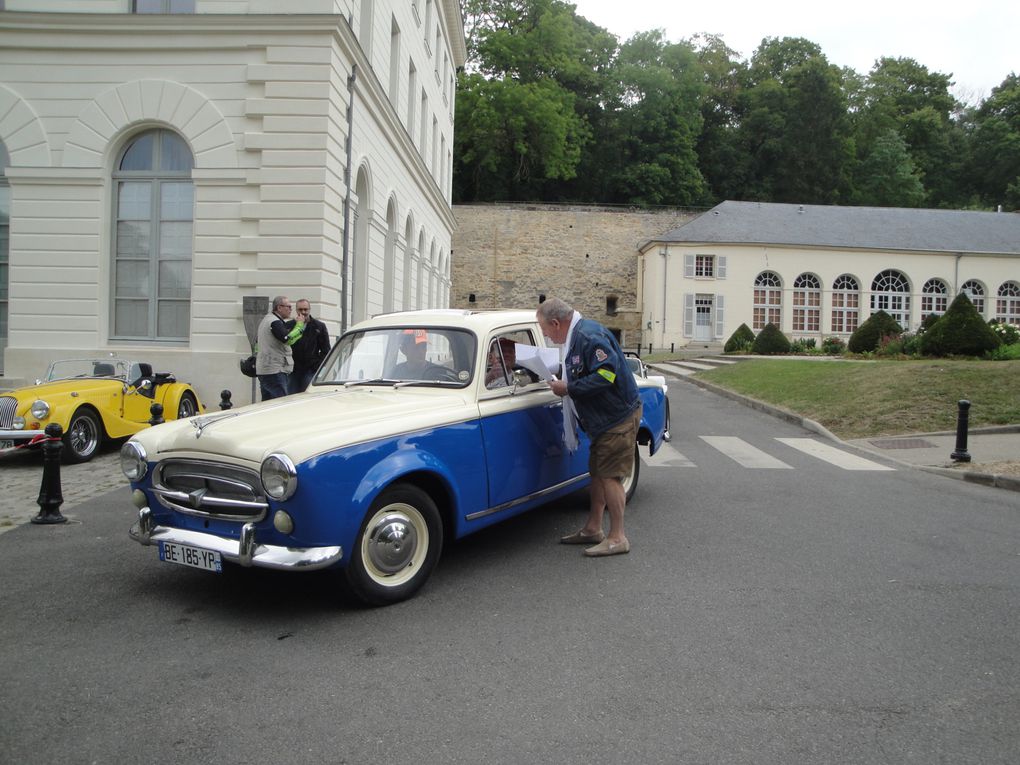 Rassemblement au Chateau de grouchy