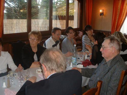 Cet album regroupe les familles de:
Monique HOTELLIER et Michel BERLIE
Marie-Madeleine HOTELLIER et François JACOB
Claude HOTELLIER et Colette RUFFIEU
Claude HOTELLIER et Arlette BARLET
Bernadette HOTELLIER et René GUILLOT
