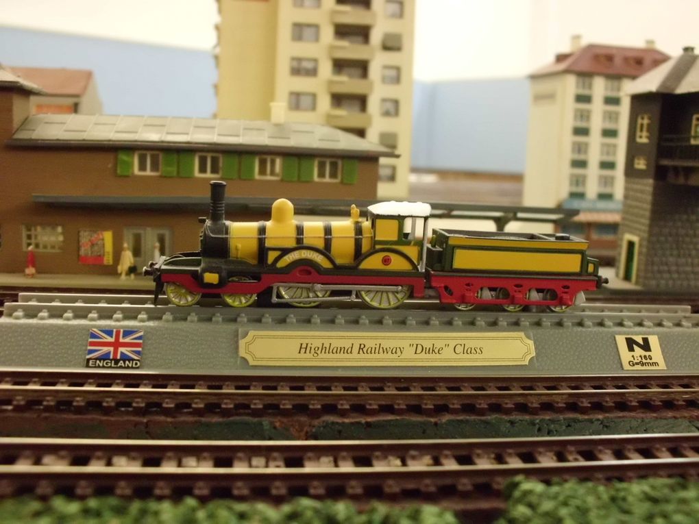 100 LOCOMOTIVES DU MONDE ENTIER