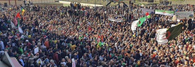 الجزائر:خراطة تحي الذكرى الثانية للحراك بتنظيم مسيرة مليونية