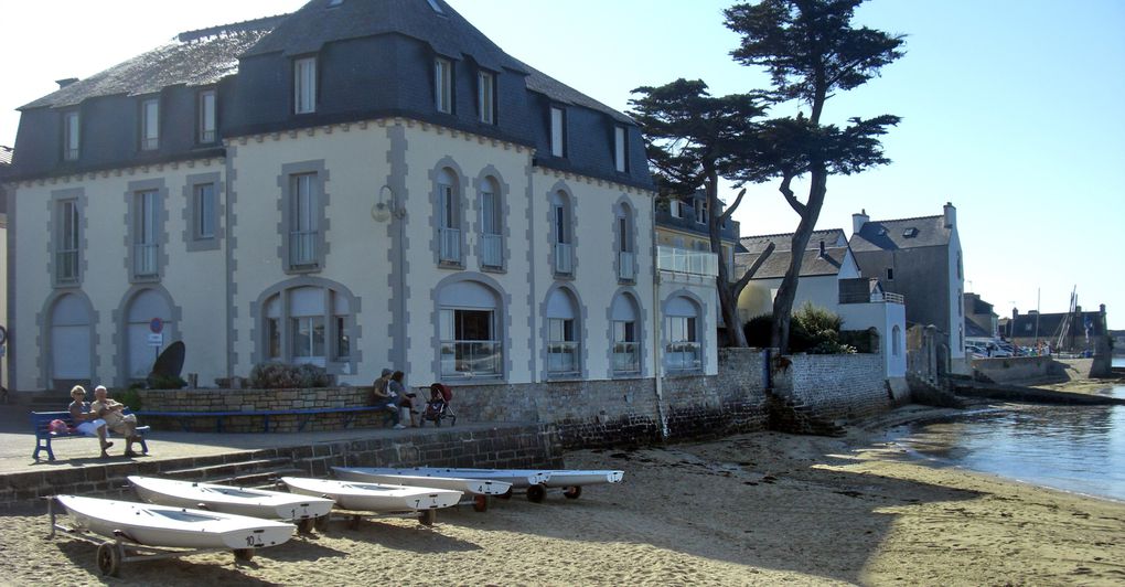 Face à Loctudy la presqu'île de l'Île-Tuddy.