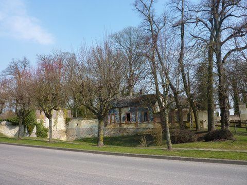 Promenade du 6 avril 2013
Eglise et château de Maignelay - hameau de Trois Etôts - sucrerie de Francières