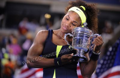 Serena soulève son 15e trophée!