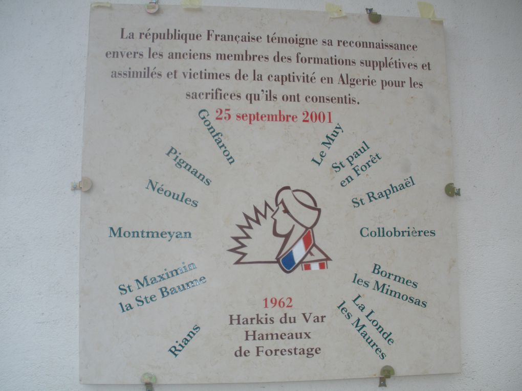 Cérémonie de commémoration de la mémoire des harkis à Montmeyan dans le Var. Dévoilement du plaque en hommage aux harkis.