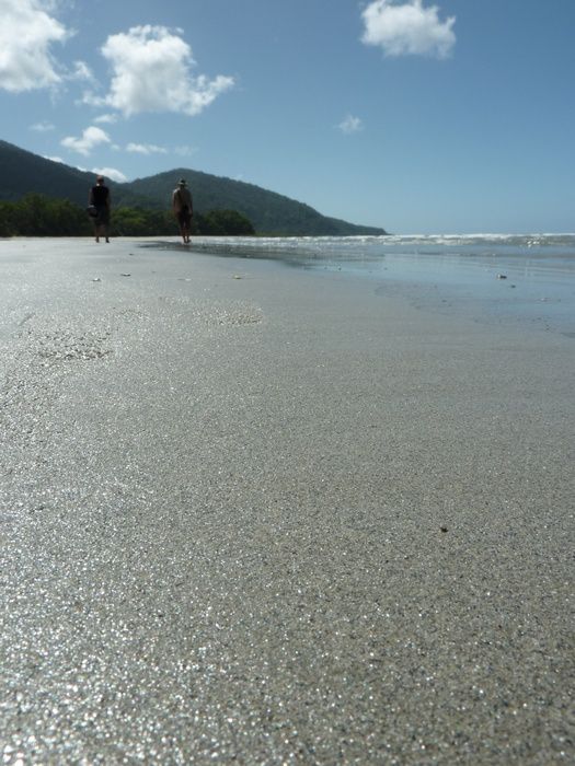 Remonte au Cape York depuis Cairns.
plage, 4x4 et Gunshot au programme!