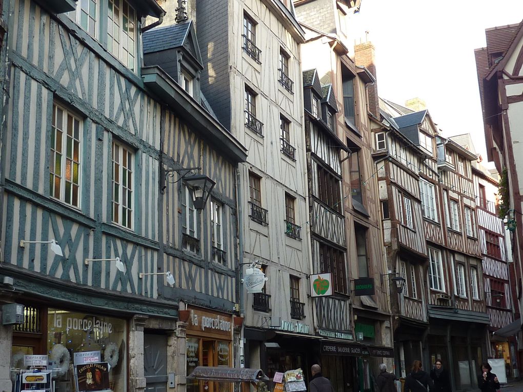 Le vieux Rouen et ses jolies maisons à colombages, sa cathédrale, et tout le centre historique