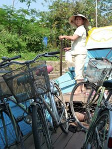 Ho Chi Minh, Delta du Mekoong, Quy Nhon, Hoi An, Parc de Cat Tien et Bach Ma, Hue, Hanoi, Sapa et la baie d'Halong... tout un programme en un mois, seule et avec mes parents !