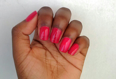 Pink Nails ? Why not ( avec son Ikat )