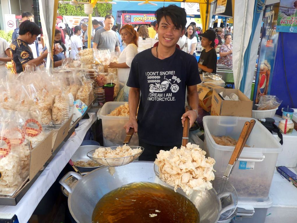 Foire gastronomique des &quot;Ours de Mer&quot; à Central Pattaya