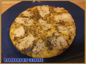 Recette: Omelette oignon, brie et herbes de Provence
