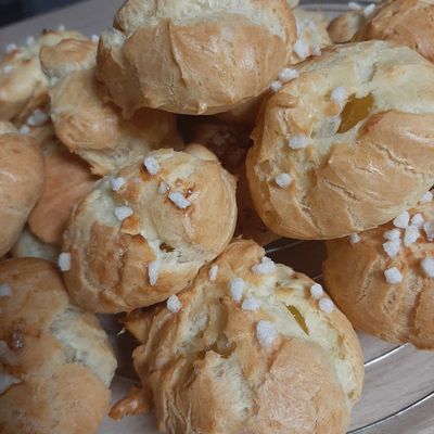 Pâte à choux pour Chouquettes, choux garnis, éclairs, religieuses, Paris-Brest, choux apéritifs salés...