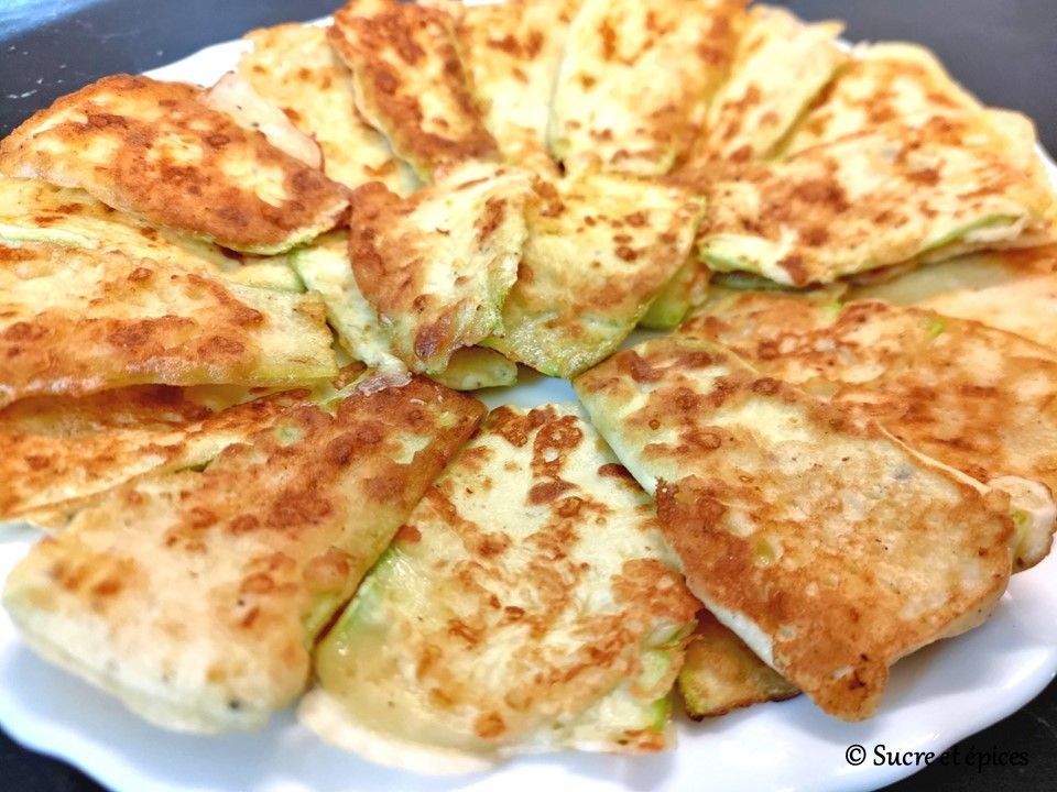 Courgettes panées au fromage - Recette en vidéo