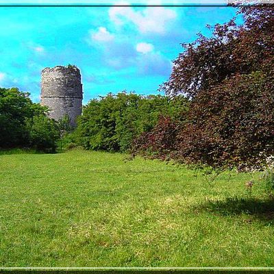 Château épiscopal de COMBEFA