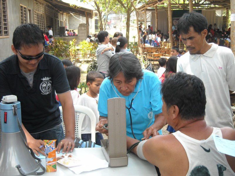 mission médicale à Barangay Alegria à 15 minuttes de General Santos dans ue école