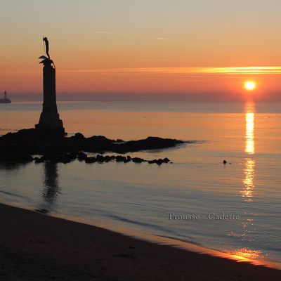 SAINT NAZAIRE - FRONT DE MER