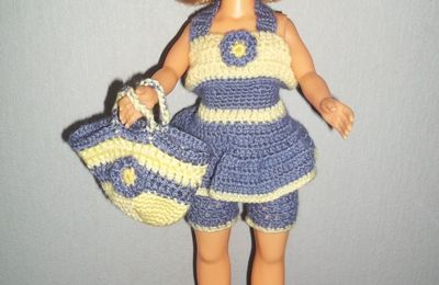 Vêtement au crochet pour poupée