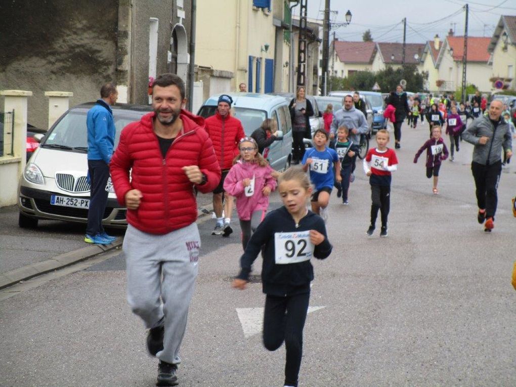 école d'athlétisme et poussins