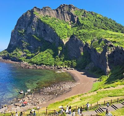 Seongsan (4) ... Une balade au nord du Ilchulbong et une belle rencontre