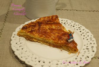 Galette des rois aux pommes et chocolat râpé