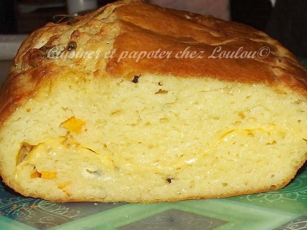 Cake moelleux aux 5 fromages