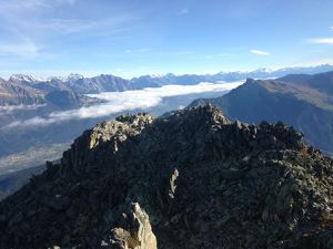 Reste un dernier tronçon très caillouteux à parcourir avant d'atteindre notre but.