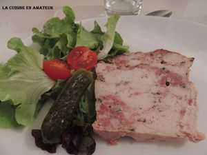 Terrine de poulet et chair à saucisse