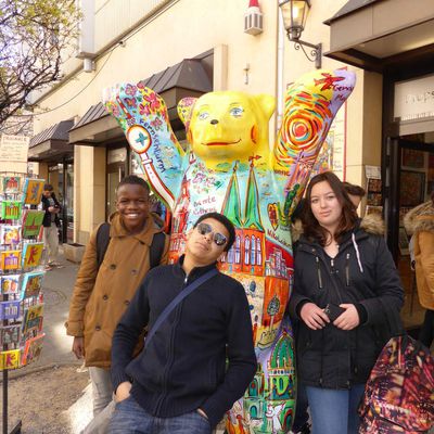 Ralph, Florian, Dora et l'ours berlinois