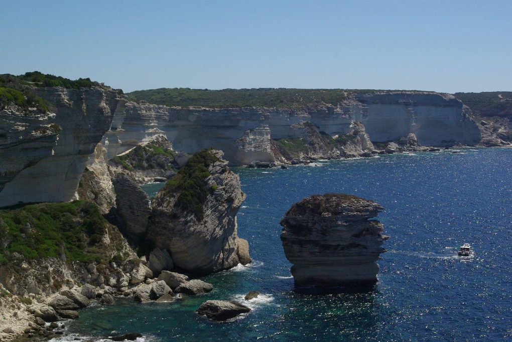 bonifacio on dort sur un parking 