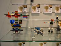 Atelier de création de robot en briques Lego aux Galeries Lafayette de Perpignan!!!