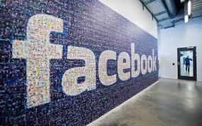 Facebook liderou as redes sociais traz emoções negativas
