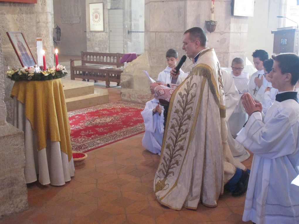 Fête de St Nicolas à Villars en .... 2015