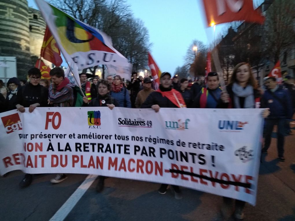 Quelques images de la manif d'Angers