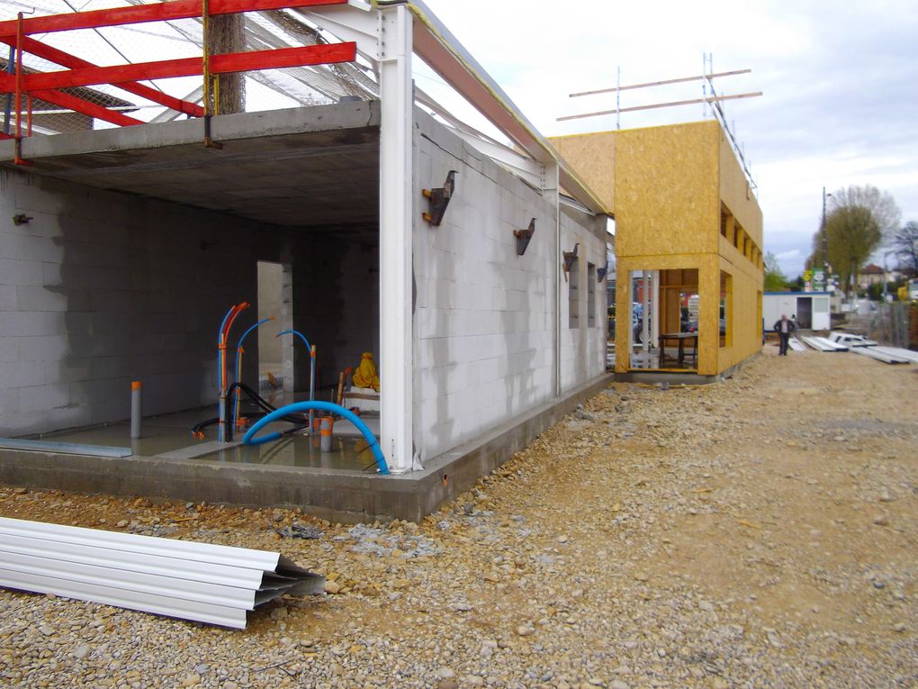 Chantier de construction de Fermandises, point de vente collectif à St Denis lès Bourg