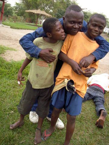 12 au 24 juin 2008, Kinshasa : une partie de la famille vient me rendre visite !