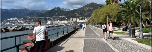 SALERNO LA PORTE SUD  DE LA COTE AMALFITAINE (2)