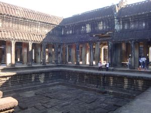 Angkor Wat intèrieur.