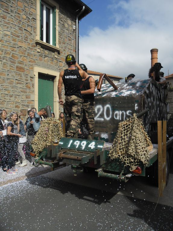 PHOTOS DE LA FETE DES CLASSES EN 4