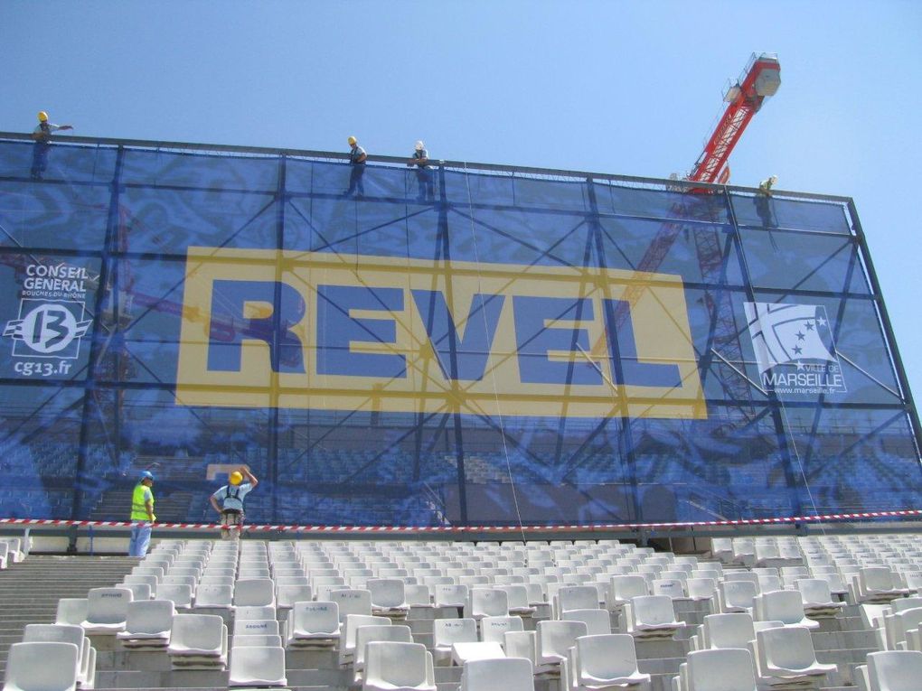 bache-publicitaire-Stade-Velodrome-Olympique-de-marseille