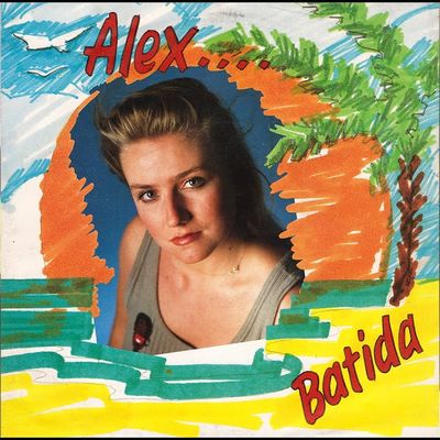 Alex, une jeune chanteuse belge qui se fit connaitre en 1988 avec son hit d'époque et incomparable "batida"