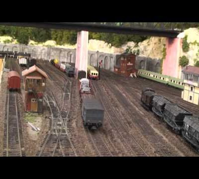 Train miniature HO Chalindrais ligne 2 (2ème réseau d'André Gay) vidéo 34