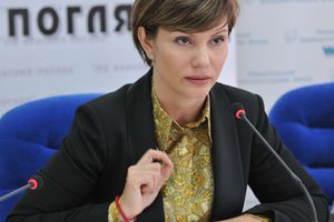 Elena Bondarenko : " Washington a ravivé un état nazi en Ukraine "