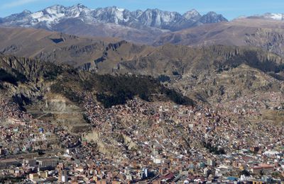 C'est comme San Francisco mais en plus pauvre et a 3600m : La Paz