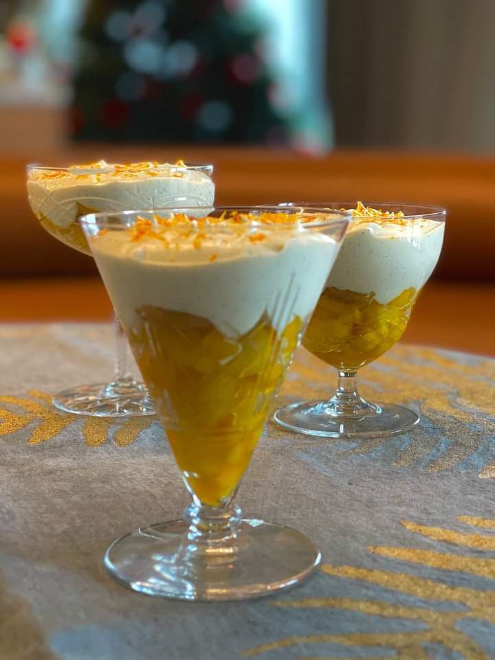 Ananas et mangue safranés, crème à la vanille de Cyril Lignac dans tous en cuisine