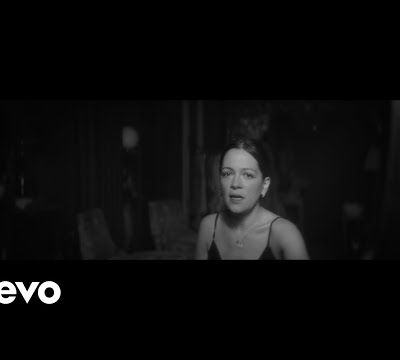 Natalia Lafourcade revient avec - Una Vida