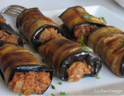 Roulades d'aubergines grillées, farcies à la viande et feta