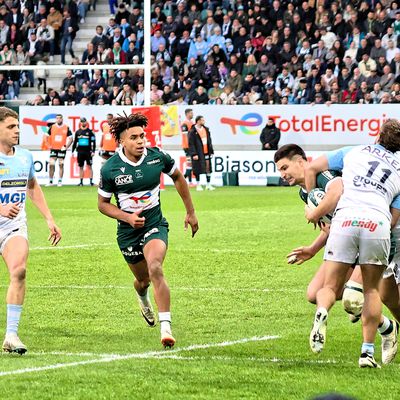 Pau remporte le derby des Pyrénées face à Bayonne à l'issue d'un scénario fou