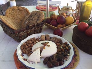 Brunch aux Nans et Panir pour fêter l'afghanistan avec cuisiner pour la paix du blog de Sophie la Tendresse en cuisine 